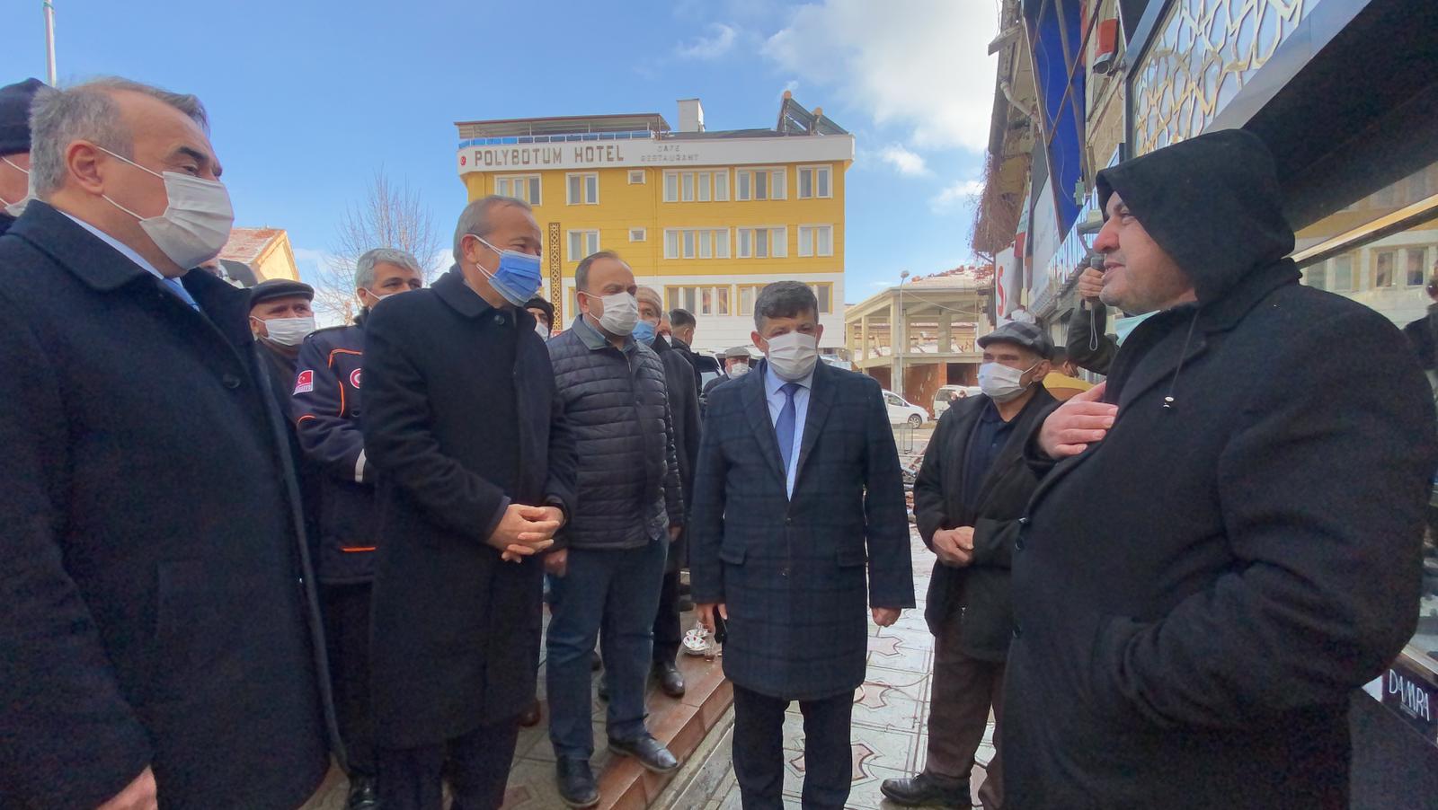 Milletvekili Taytak, Bolvadin’de çıkan yangını yerinde inceledi