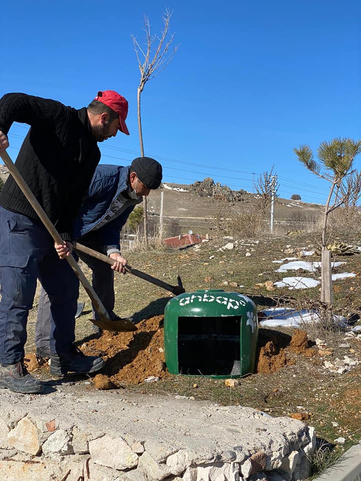 Bayat Belediyesi, ‘1 kap su 1 kap yemek’ projesi  devam ediyor.