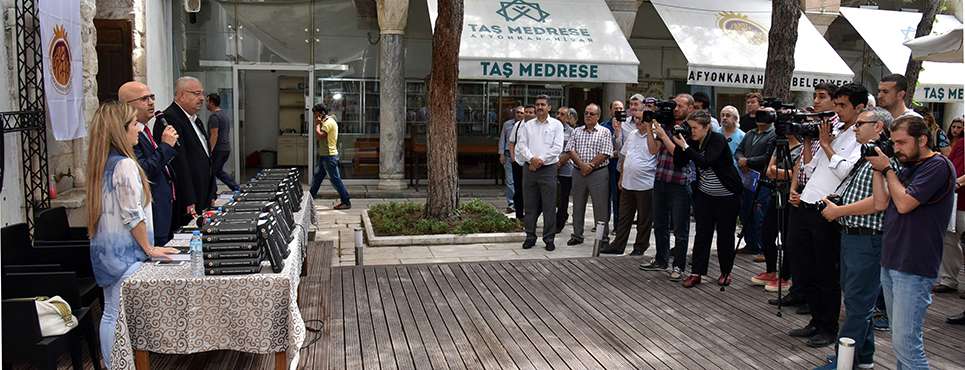  "NAMAZ VE NAMAZI İKAME ETMEK" KİTABI YAYINLANDI