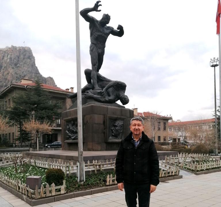 Tarihçi Rıdvan Şükür, adım adım Afyon sokaklarını gezdi  