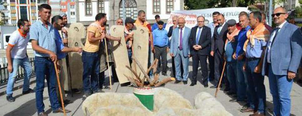 Fuar öncesi çoban ateşi