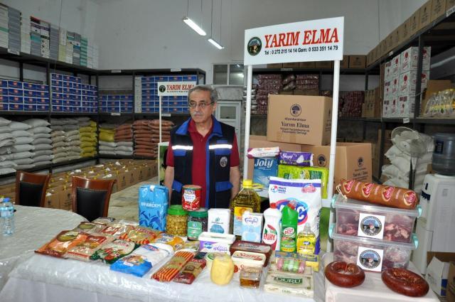 Afyonkarahisar Yarım Elma Derneği’ne rekor bağış