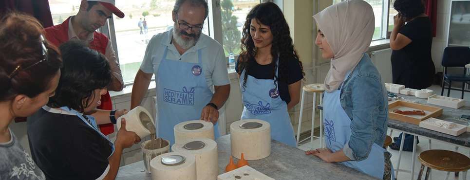 Gençlik Merkezin'den Seramik Projesine Destek