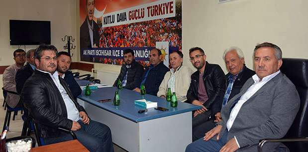 İscehisar Ak Parti İlçe Başkanı Dikmen basın açıklaması yaptı