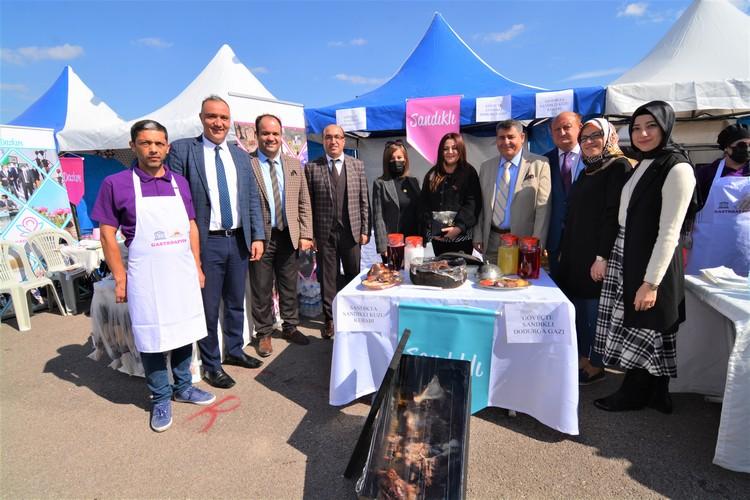 Başkan Mustafa Çöl Gastro Afyon festivalini ziyaret etti