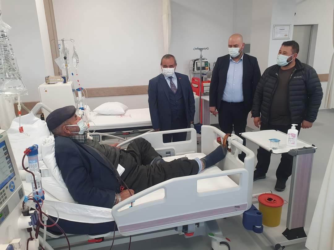 Başkan Şahin, Diyaliz Hastalarını Ziyaret Etti