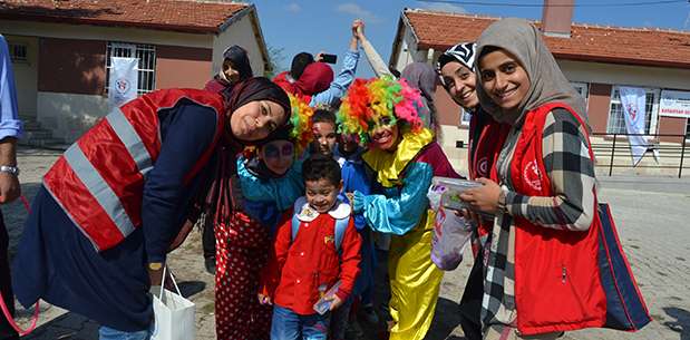 Karahisar Gençlik Merkezi her yerde