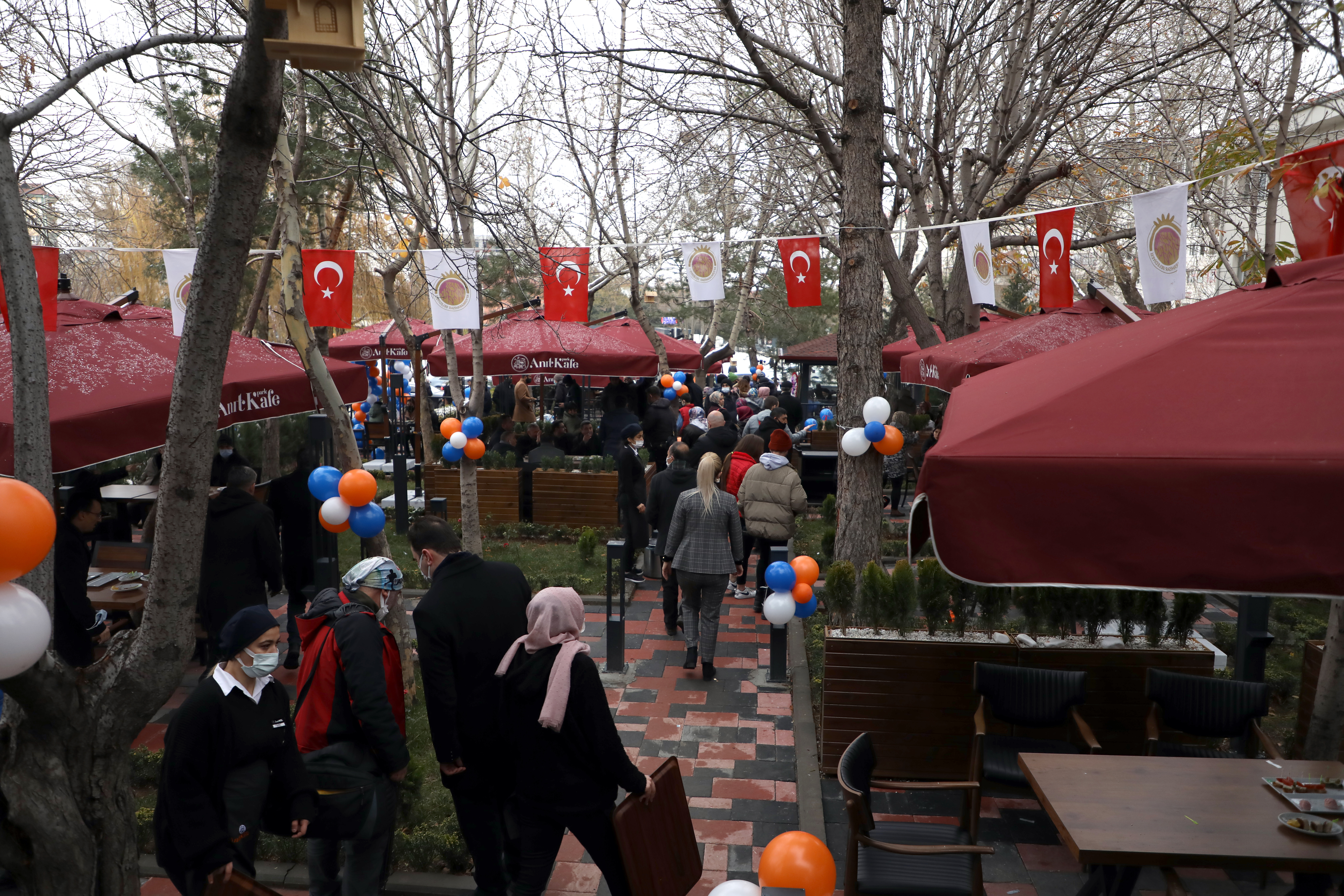 ANITPARK KAFE AÇILDI