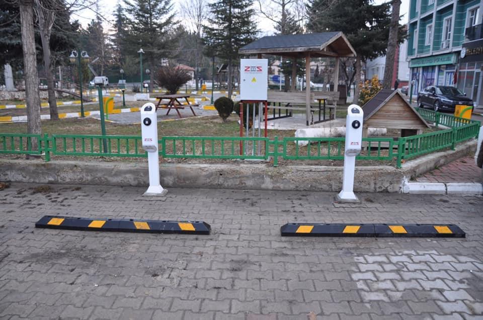 Başkan Karaman; "Elektrikli araç şarj istasyonu hayırlı olsun"