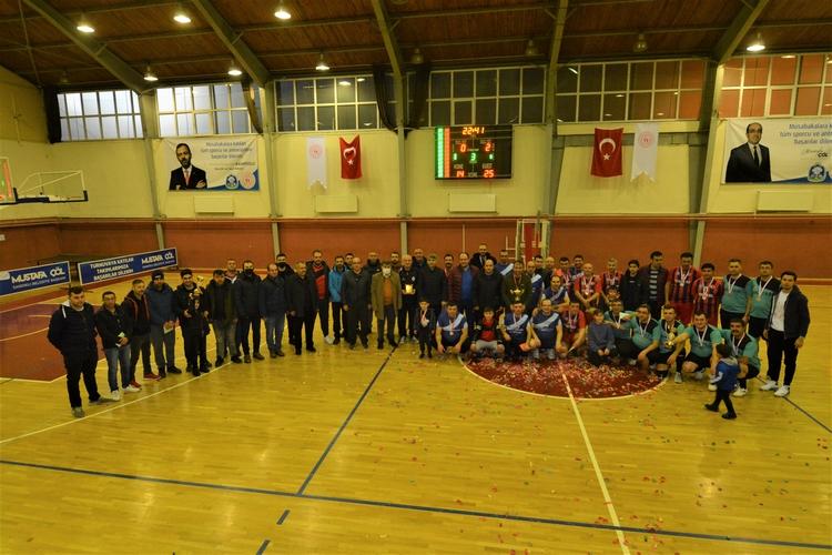 Sandıklı'da Müdürlükler arası voleybol turnuvası sona erdi