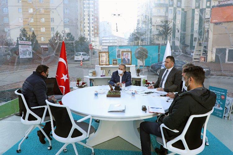 Kayseri Talas'ta "Şeffaf Oda"da yüzler gülüyor