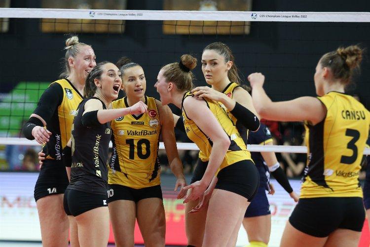 VakıfBank, üst üste 10. kez yarı finalde