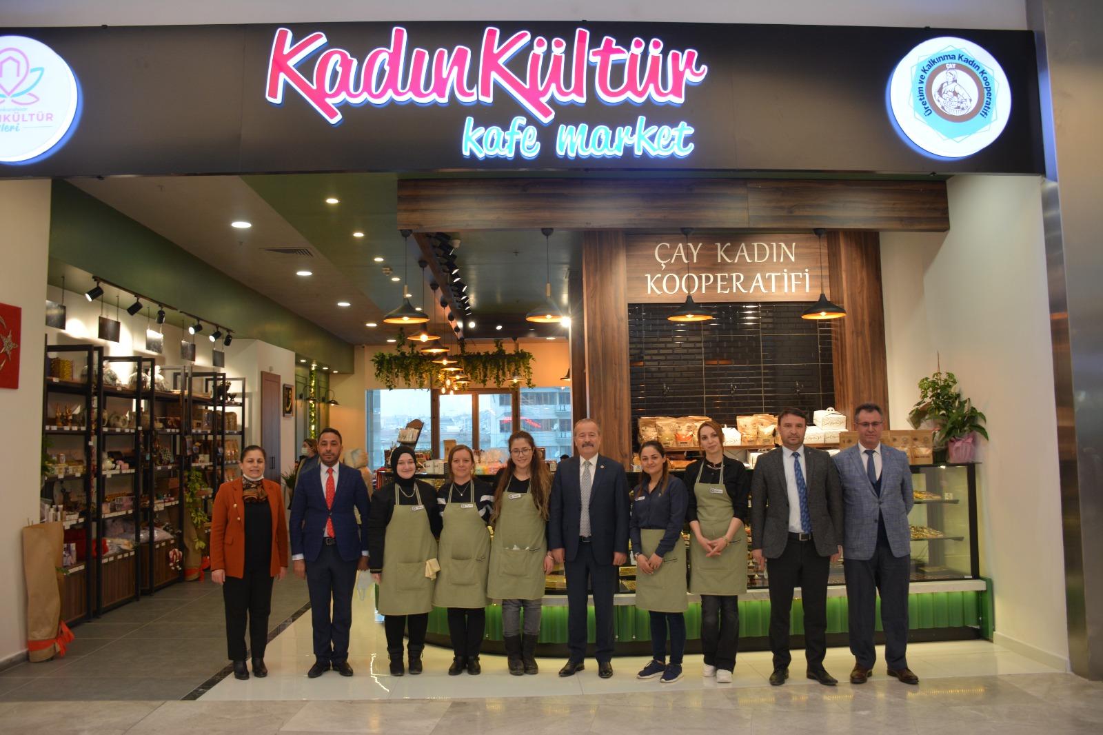 Taytak Kadın Kültür Kafe Market’i ziyaret etti