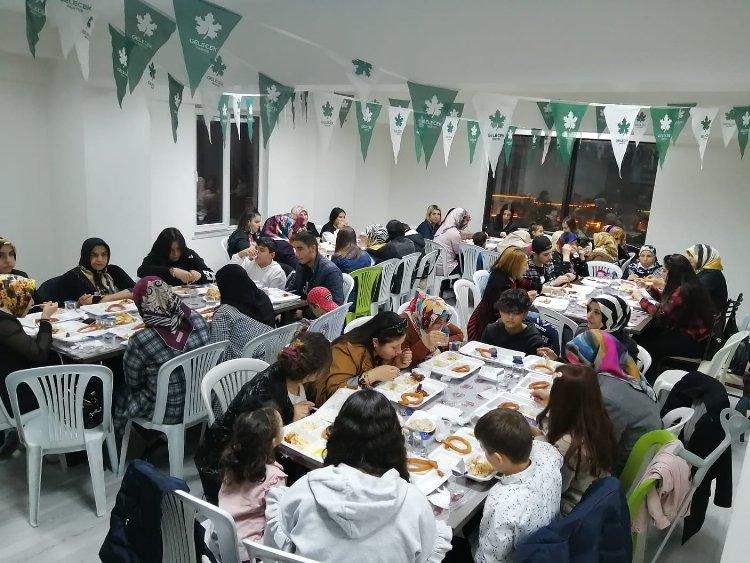 Kahramanmaraş'ta Gelecek Partili kadınlar iftar yemeğinde buluştu