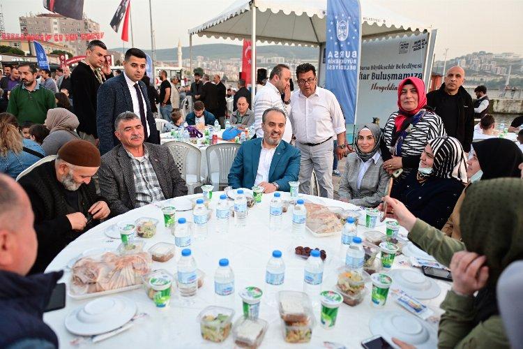 Bursa Gemlik'te denize nazır iftar