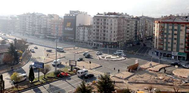 Maliye Kavşağı kısmi olarak trafiğe açıldı