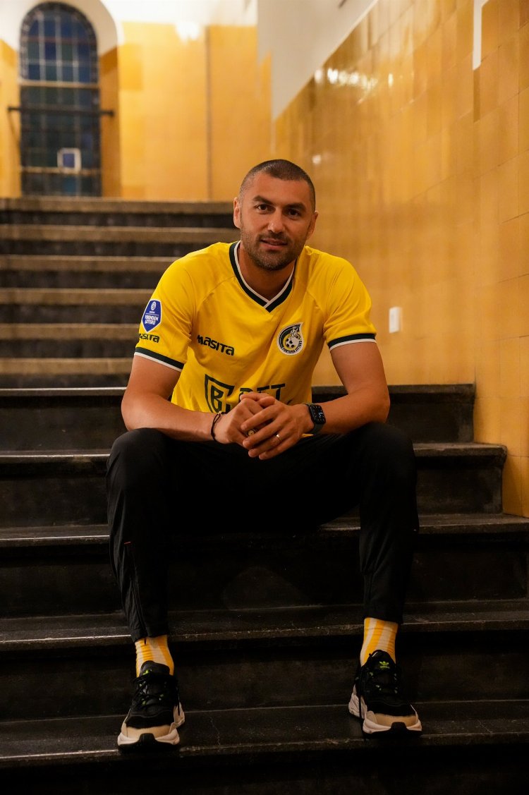 Burak Yılmaz 'Güneş'i gördü