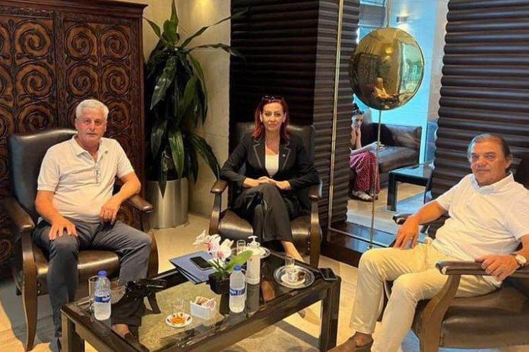 Kosova'nın Boşnak Başbakan Yardımcısı İzmir'de