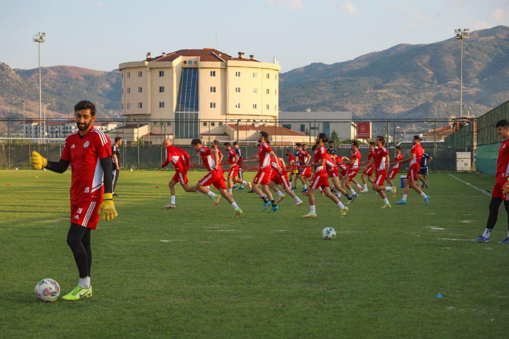 FUTBOL TAKIMLARININ TERCİHİ YİNE AFYONKARAHİSAR