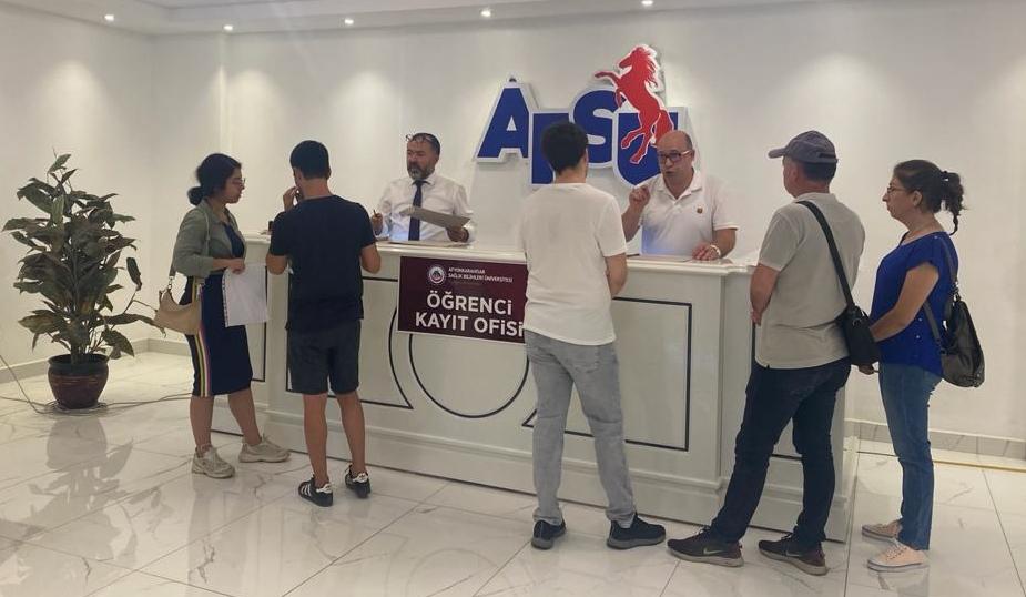 AFSÜ’yü kazanan Yeni Öğrencilerin kayıt işlemleri devam ediyor