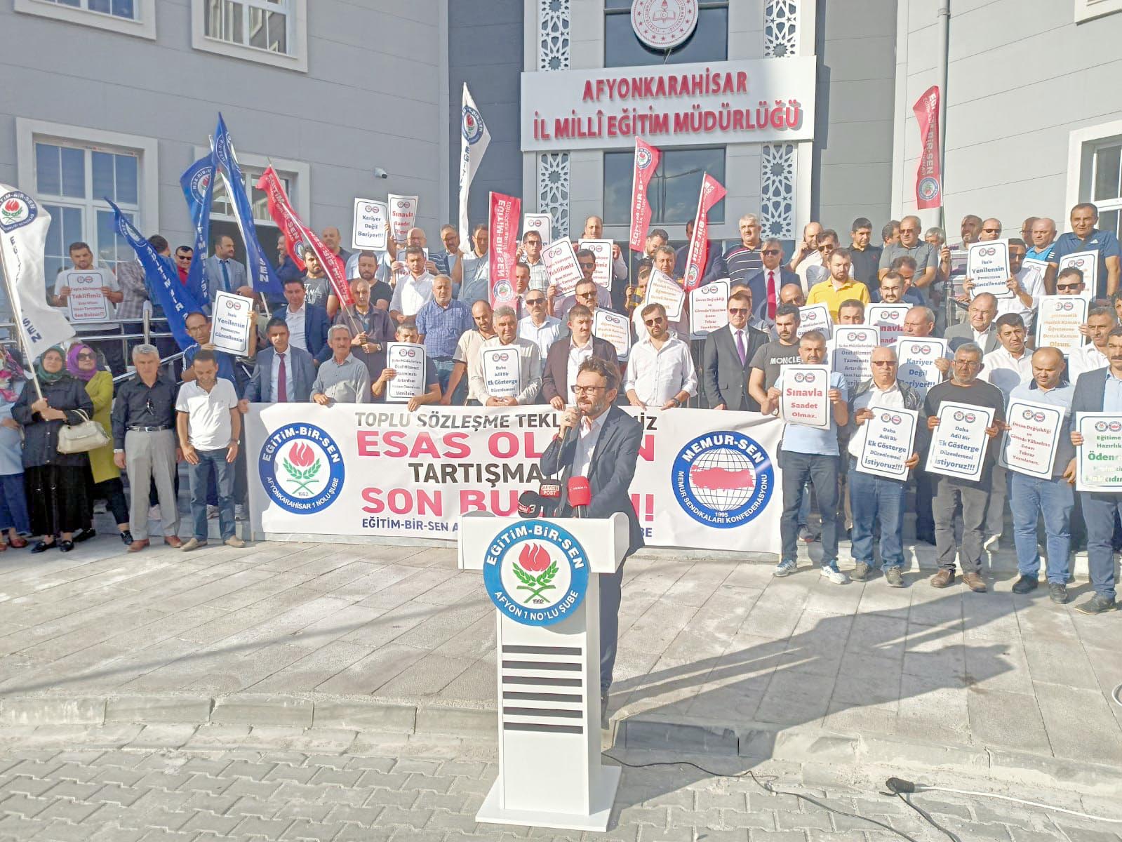 “Sözleşmeli öğretmenler kadroya geçirilmeli”