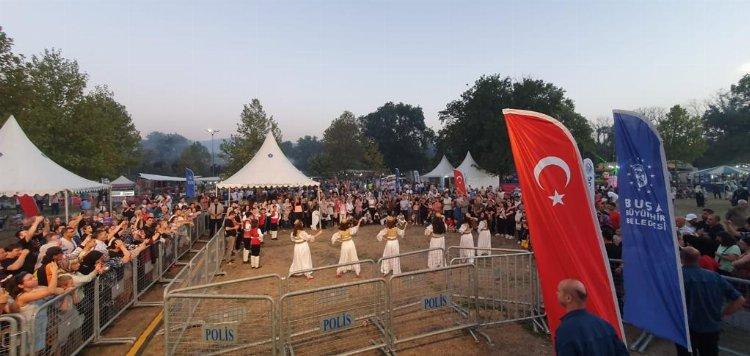 16. Geleneksel Balkan Panayırı'nda Hande Yener'li coşku