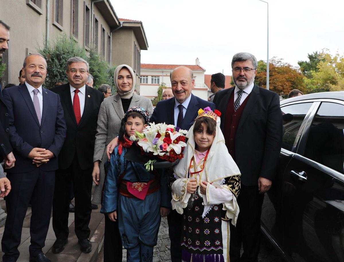 Çalışma ve Sosyal Güvenlik Bakanı Vedat Bilgin Vali Yiğitbaşı’nı Ziyaret Etti