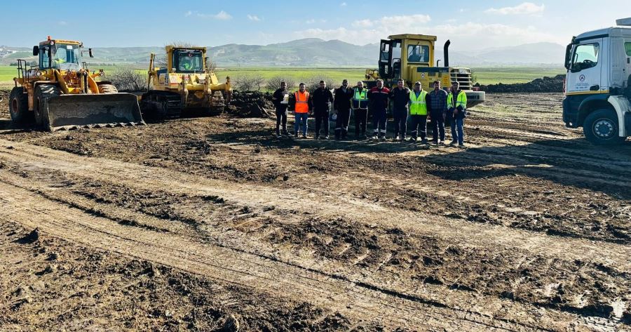 Afyon ekipleri deprem bölgesinin her yerinde