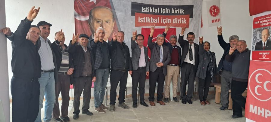 Sinanpaşa’da, İYİ Parti'den istifa edenler MHP'ye katıldı