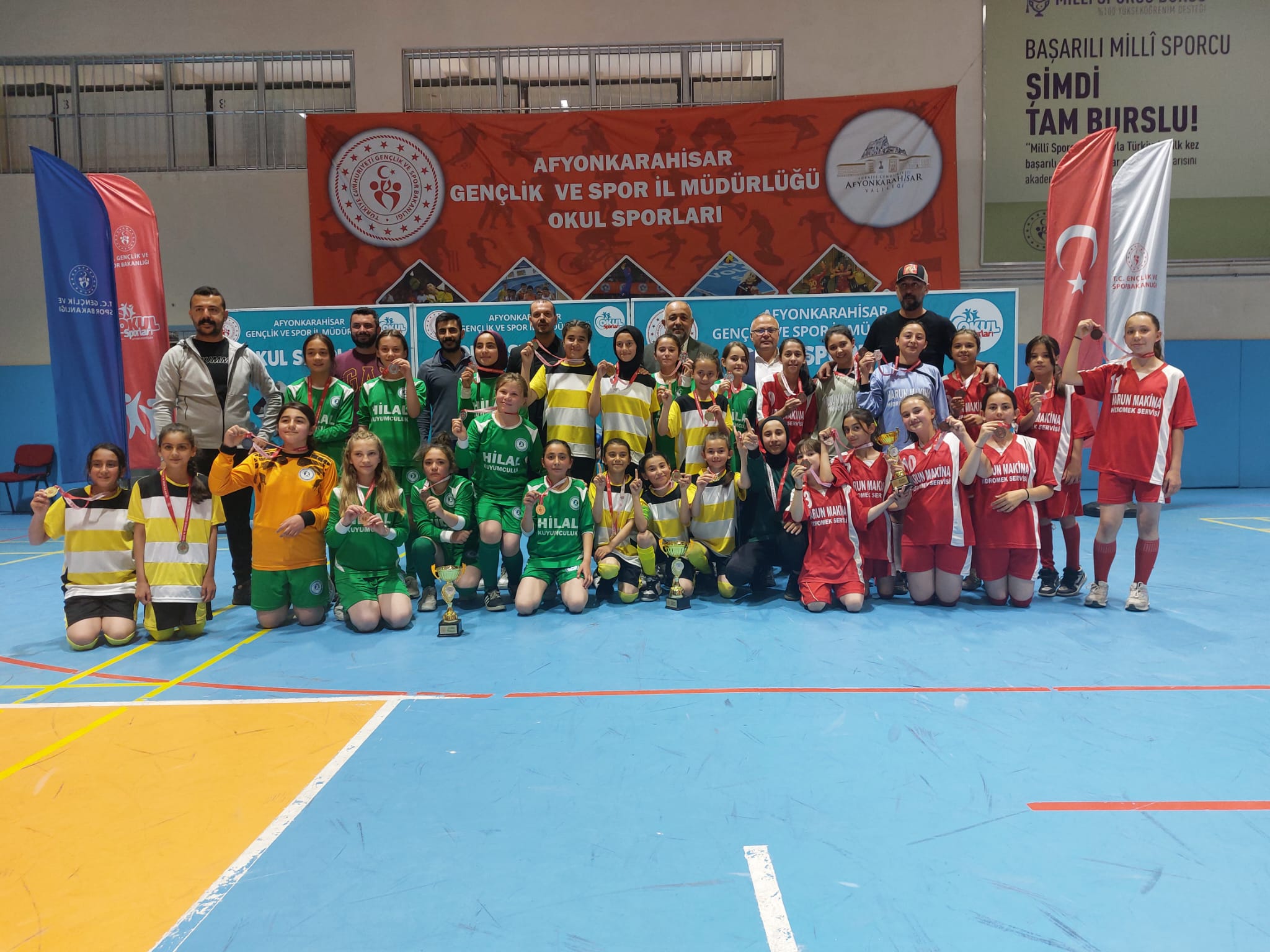 Okul Sporları Futsal müsabakaları tamamlandı