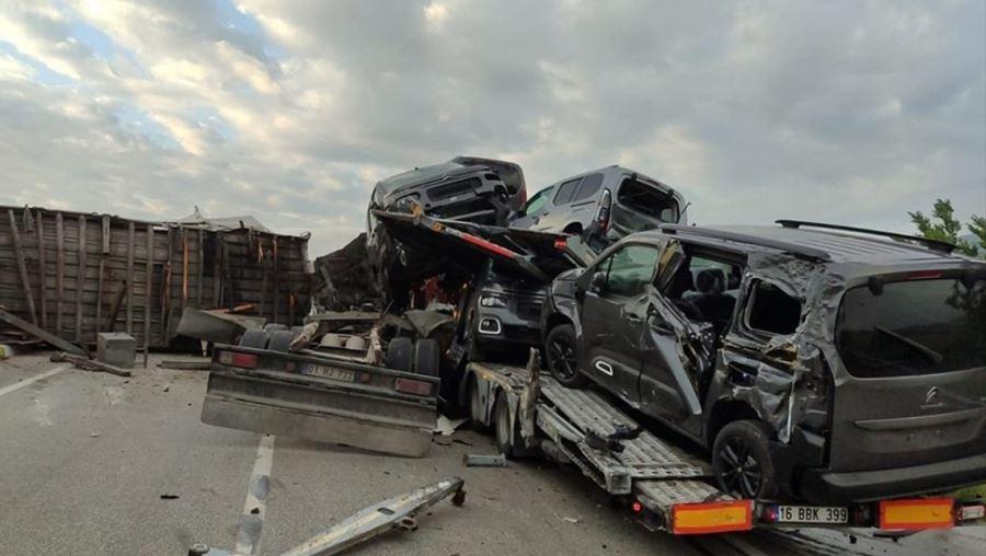 Afyonkarahisar-Konya yolu kaza nedeniyle trafiğe kapatıldı