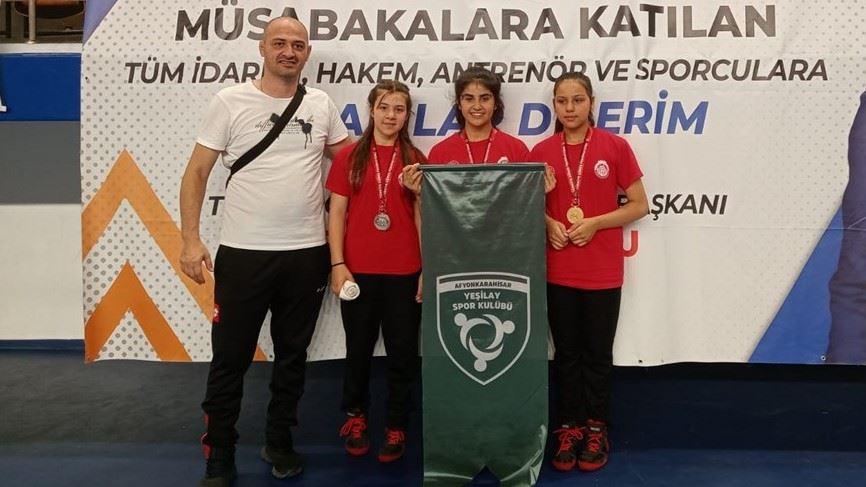 Afyonkarahisarlı kızlardan Ankara'da büyük başarı