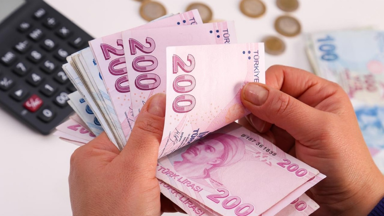 Garanti Bankası, Ziraat Bankası ve Akbank Anlaştı: Yeni Kimlik Kartıyla Başvuranlara Anında 50.000 TL Ödeme Verilecek...