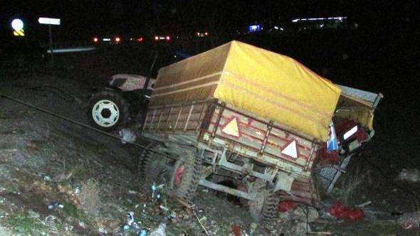 Sandıklı'da trafik kazası: 2 ölü