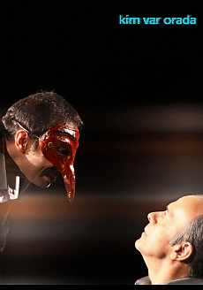 KİM VAR ORADA / MUHSİN BEY’İN SON HAMLET’İ