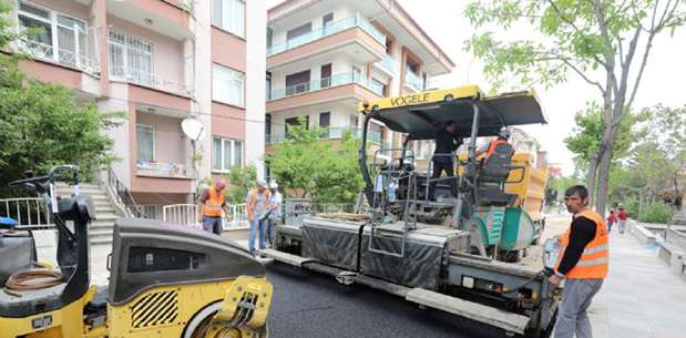 DUMLUPINAR MAHALLESİ BAŞTAN SONA ASFALTLANIYOR