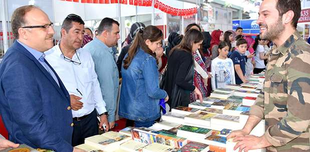 Afyonkarahisar Kitap Fuarı 10 Gün Boyunca Büyük İlgi Gördü