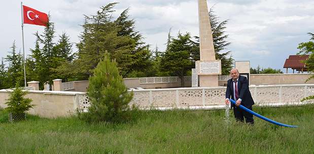 BAKANLIK ALBAY REŞAT ÇİĞİLTEPE ŞEHİTLİĞİ’Nİ SUYA KAVUŞTURDU