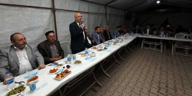 BELEDİYE İFTAR SOFRASINI KIŞLACIK’DA KURDU