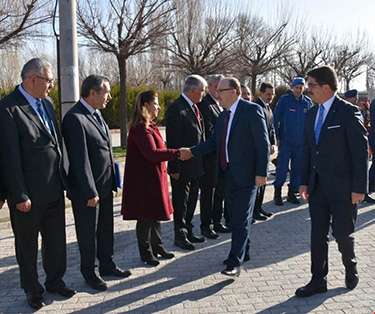 Vali Mustafa Tutulmaz Sultandağı İlçesinde Ziyaretlerde Bulundu