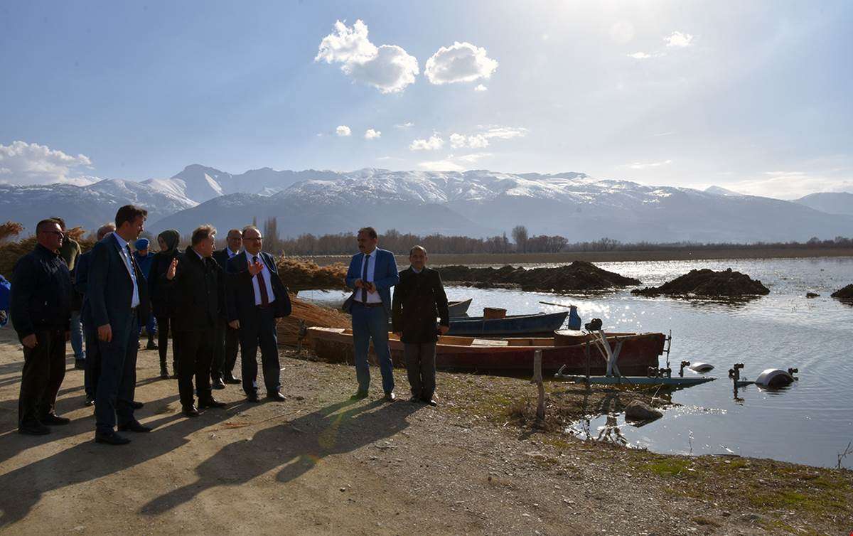 Vali Mustafa Tutulmaz Eber Gölü Rekreasyon Alanlarında İncelemelerde Bulundu