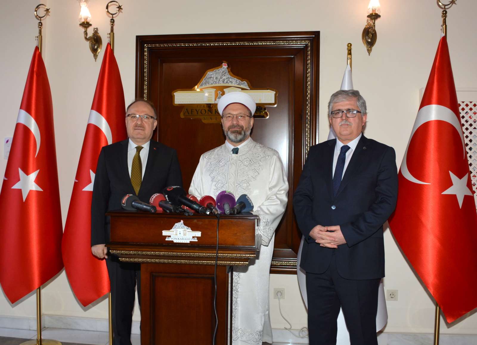 Diyanet İşleri Başkanı Prof. Dr. Ali Erbaş Vali Mustafa Tutulmaz’ı Ziyaret Etti