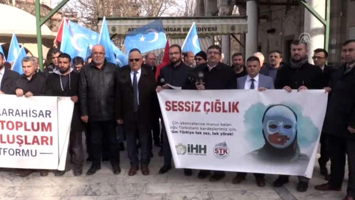 Afyonkarahisar da Doğu Türkistan da yaşanan Çin zulmü protesto edildi