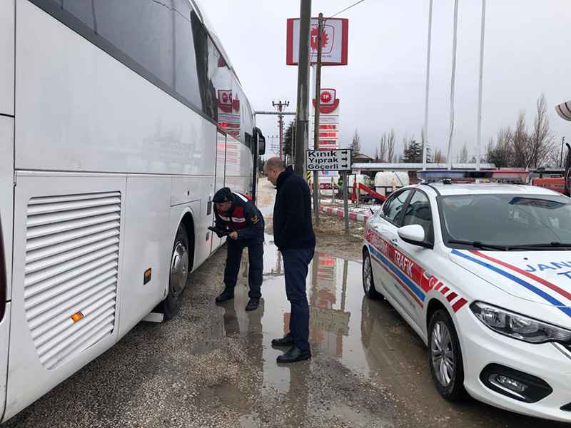 Şehirlerarası otobüsler kontolde