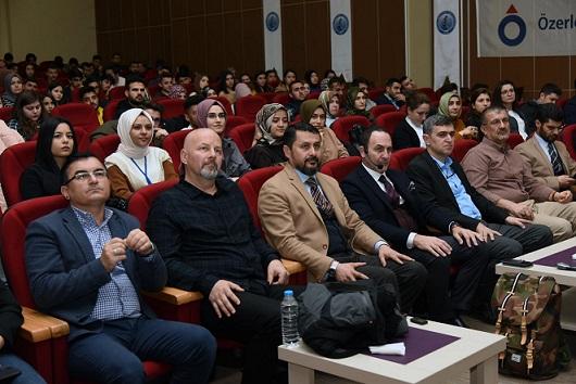 “Gelişen Dünya Ekonomisinde Türkiye’nin Yeri ve Önemi” Anlatıldı