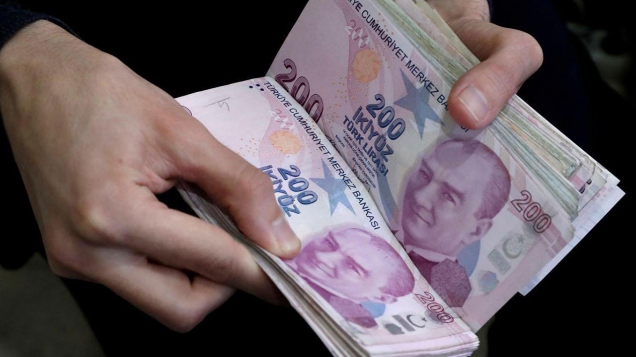 SSK, Emekli Sandığı ve Bağ-Kur emeklilerine 20 bin lira promosyon veren banka hangisi?