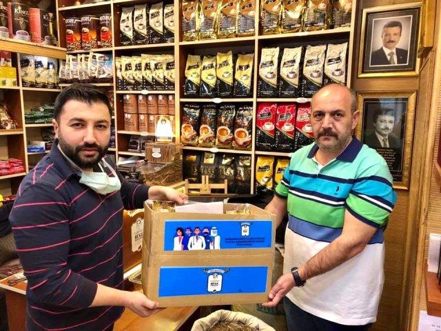 Afyonkarahisar'da sağlık çalışanlarına ücretsiz kuru kahve ikramı