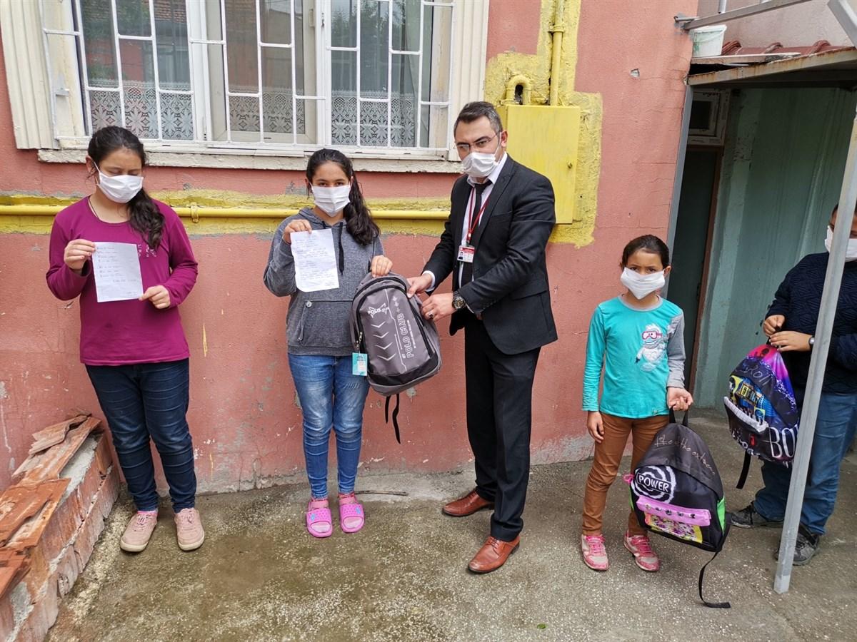 Resim, Şiir ve Kompozisyonlar Sizden, Hediyeler Bizden