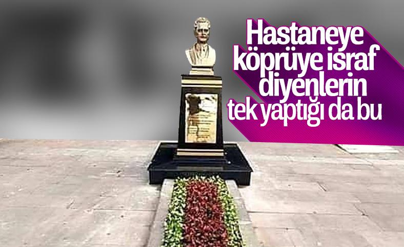 Esenyurt Belediyesi'nden Nazım Hikmet heykeli