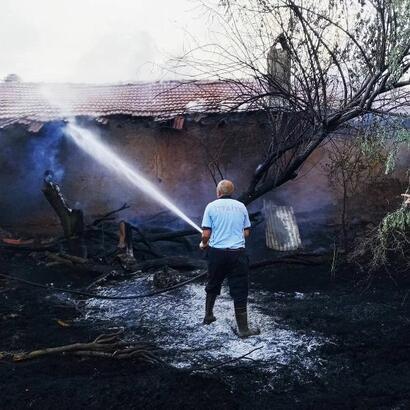 Bolvadin'de ev yangını